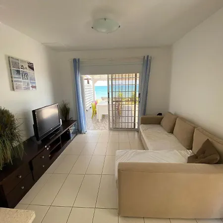 Seafront House Meneou