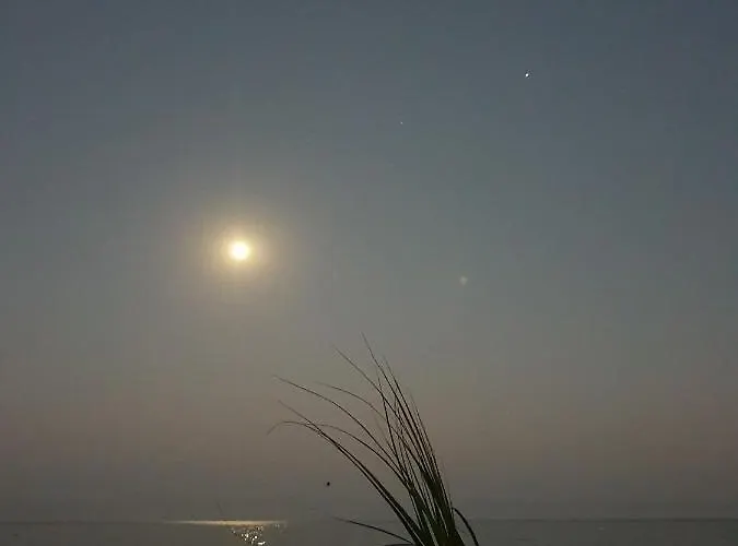 Seafront House * Meneou